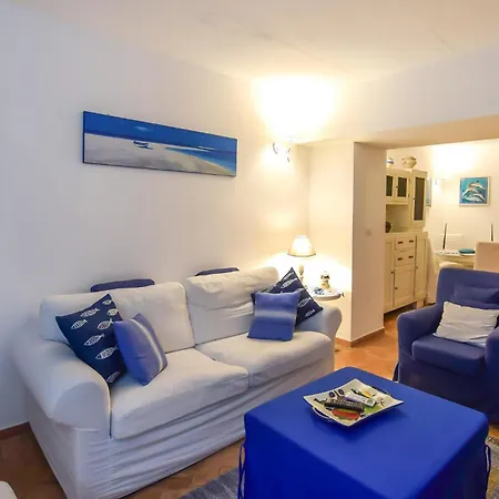 Holiday home Lovely In With Wifi Montauro
